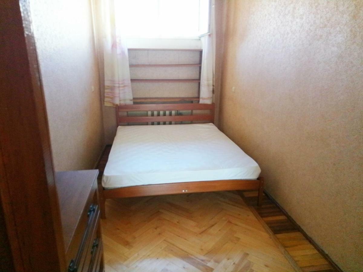 On Kanatna Street 57 Проживание в семье